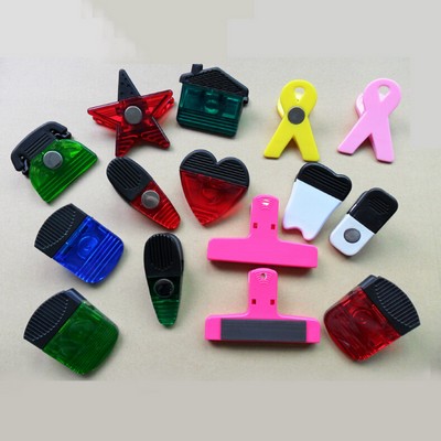 Plastic Magnetic Clip.