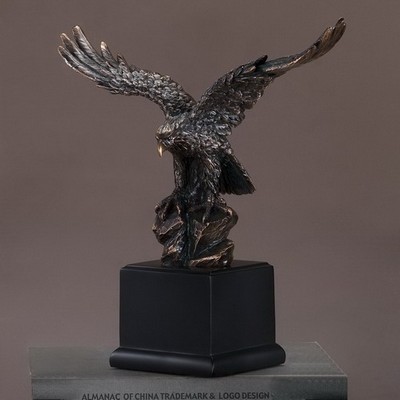 Poly Resin Eagle Award (10"x11")