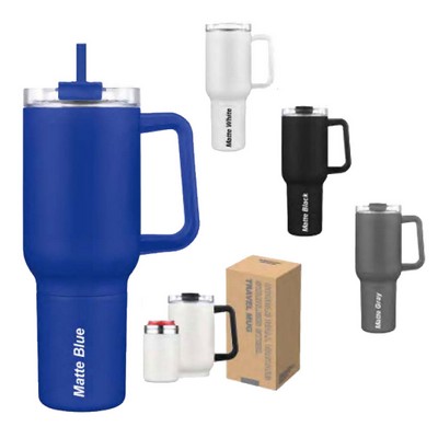 21 Oz. S/S Travel Mug With Handle And Straw