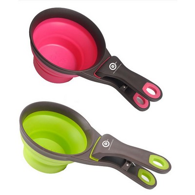 Pet Food Collapsible Scoop with Clip