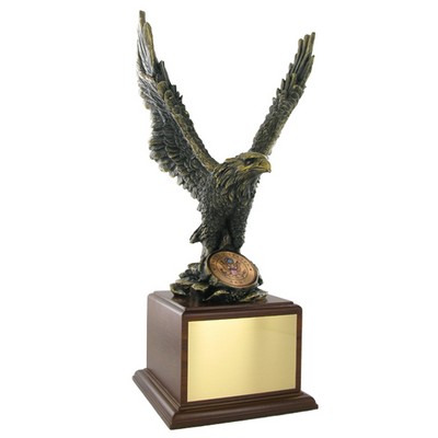 15½" Brass Electroplated Eagle Trophy w/2" Diameter Insert Space